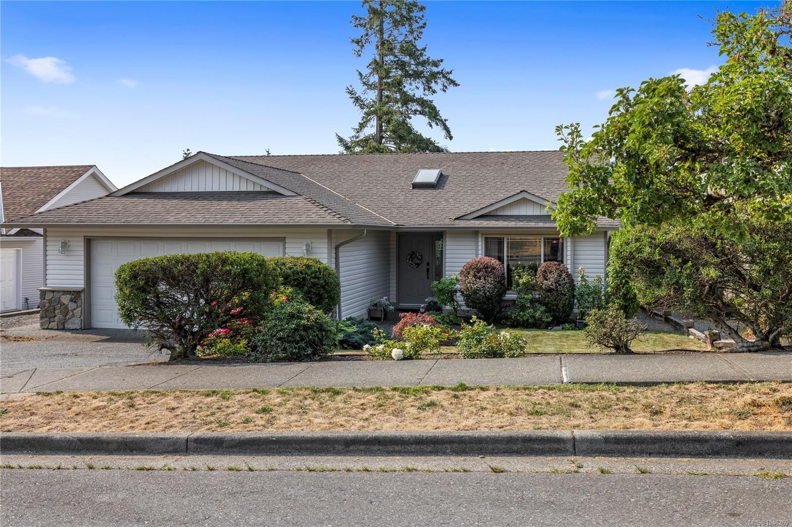 1746 White Blossom Way, Nanaimo, BC