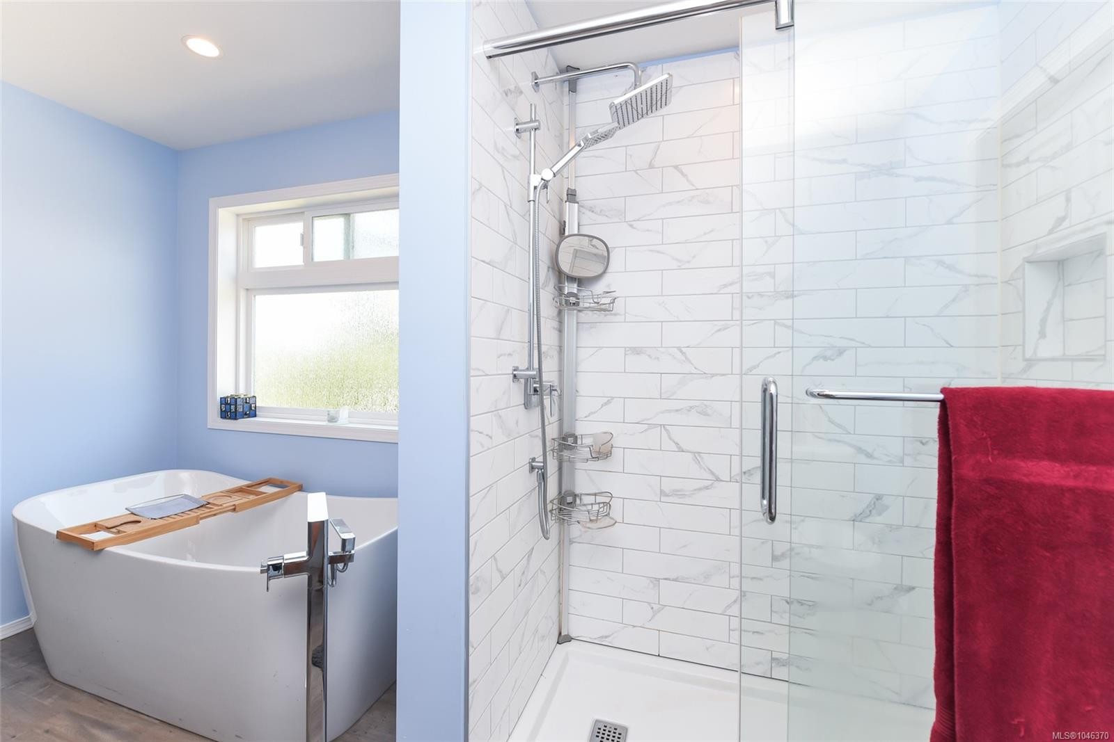 1272 Crown Pl, Comox, BC