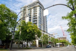 #806-960 Yates St Victoria, BC V8V 3M3