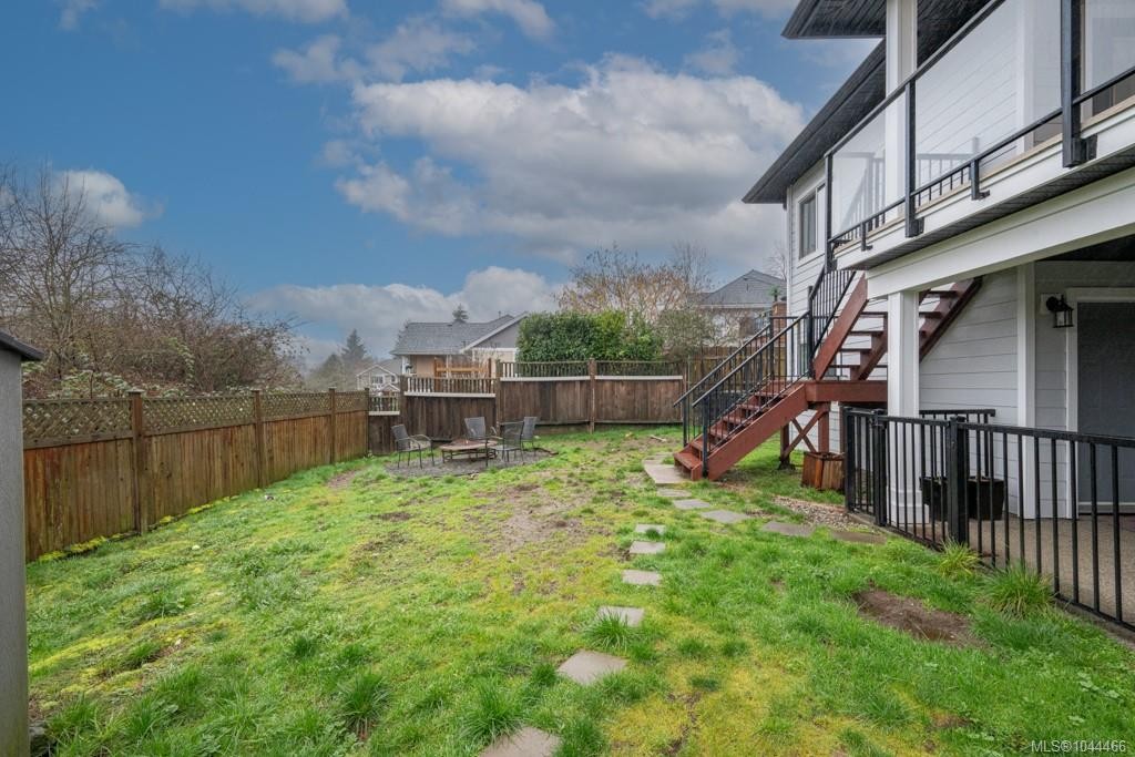 497 Poets Trail Dr, Nanaimo, BC