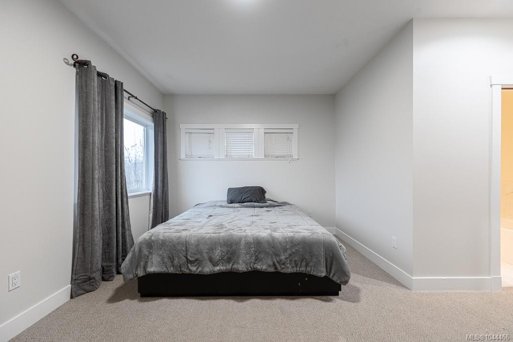 497 Poets Trail Dr, Nanaimo, BC