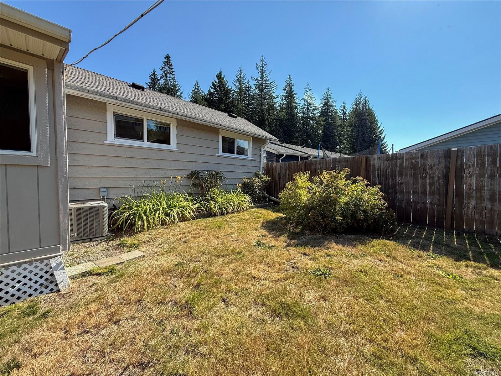 2361 Campbell River Rd, Campbell River, BC