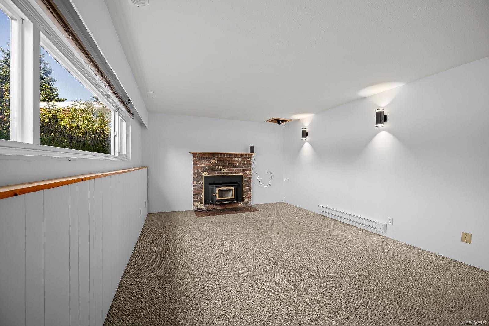 178 Rodello St, Comox, BC