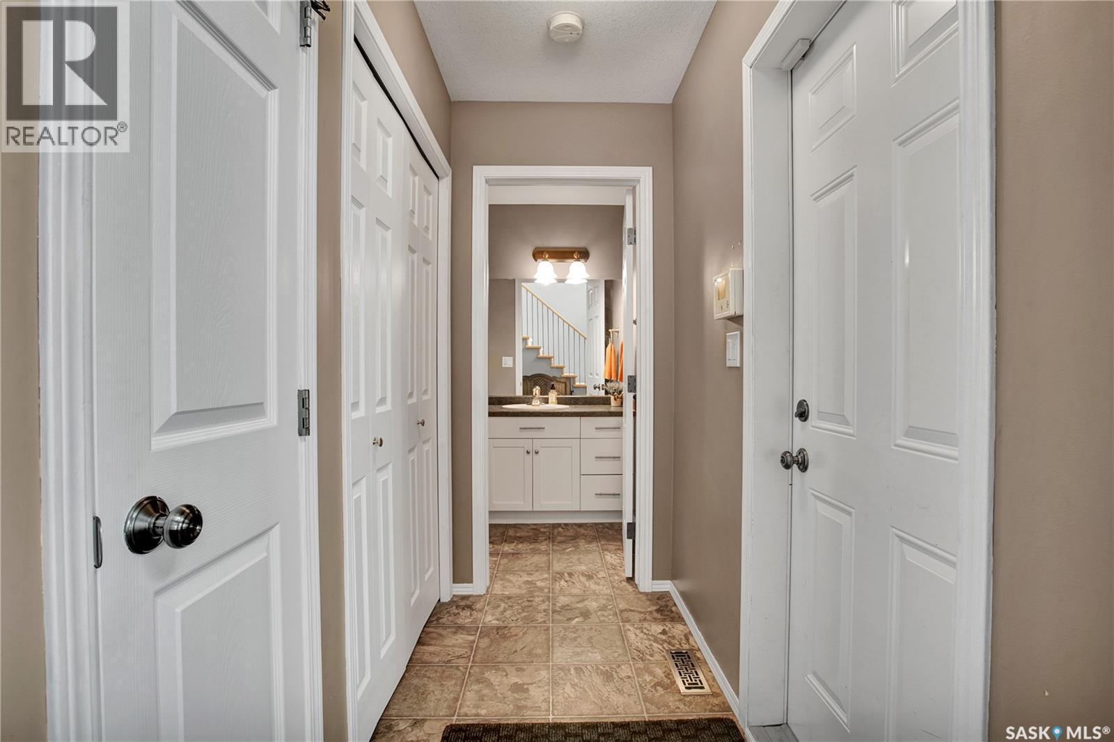 118 Meadowlark Park, Warman, SK - Indoor Photo Showing Other Room
