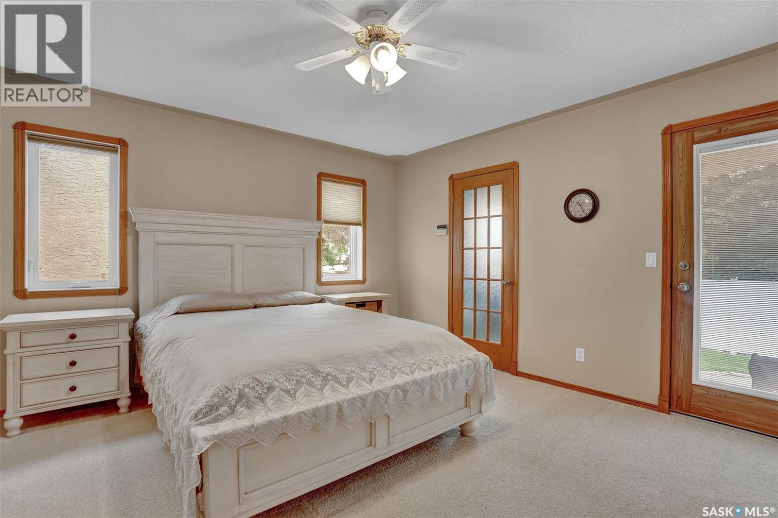 3210 Peyson Bay E, Regina, SK - Indoor Photo Showing Bedroom