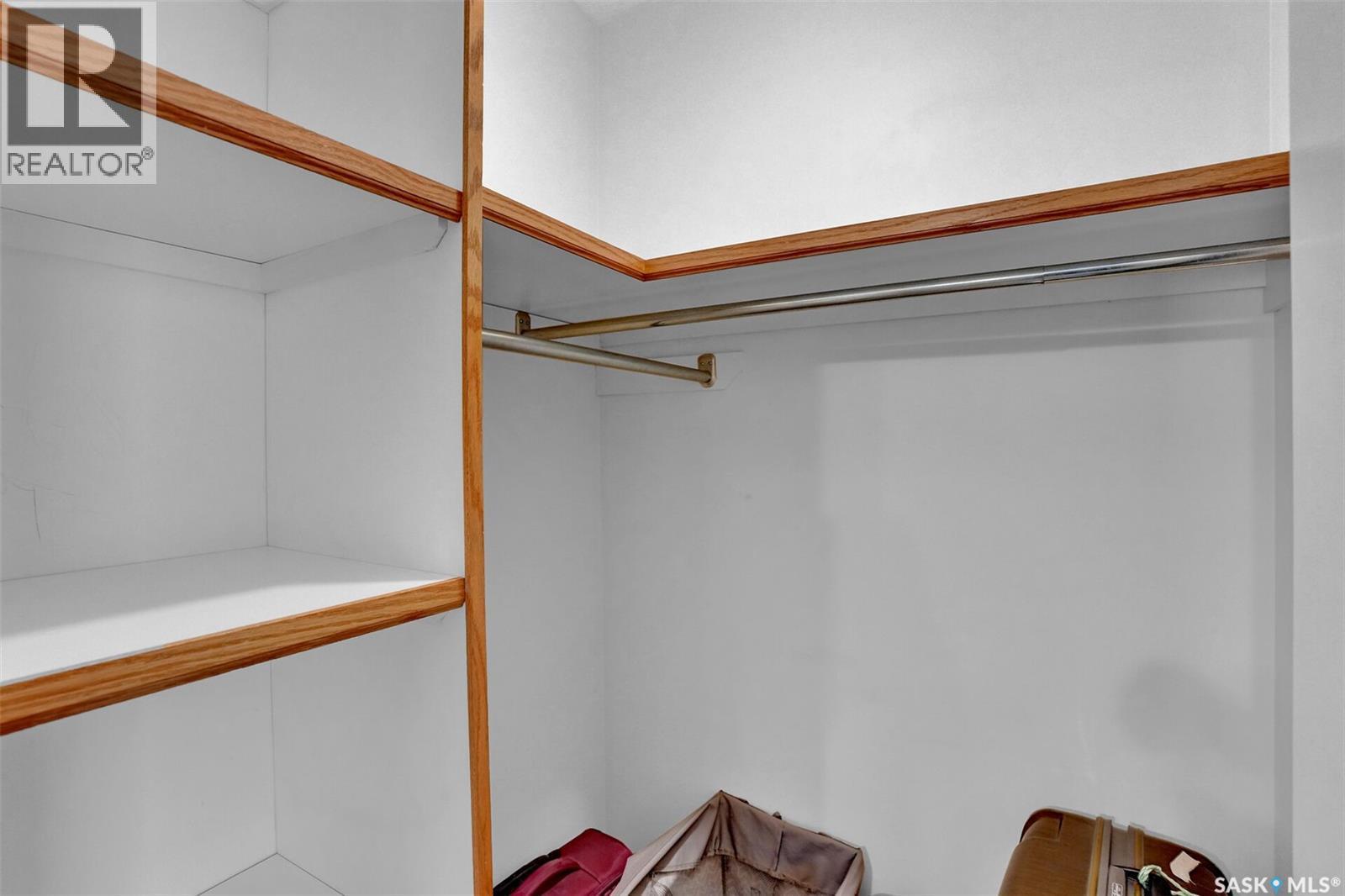 3210 Peyson Bay E, Regina, SK - Indoor Photo Showing Other Room
