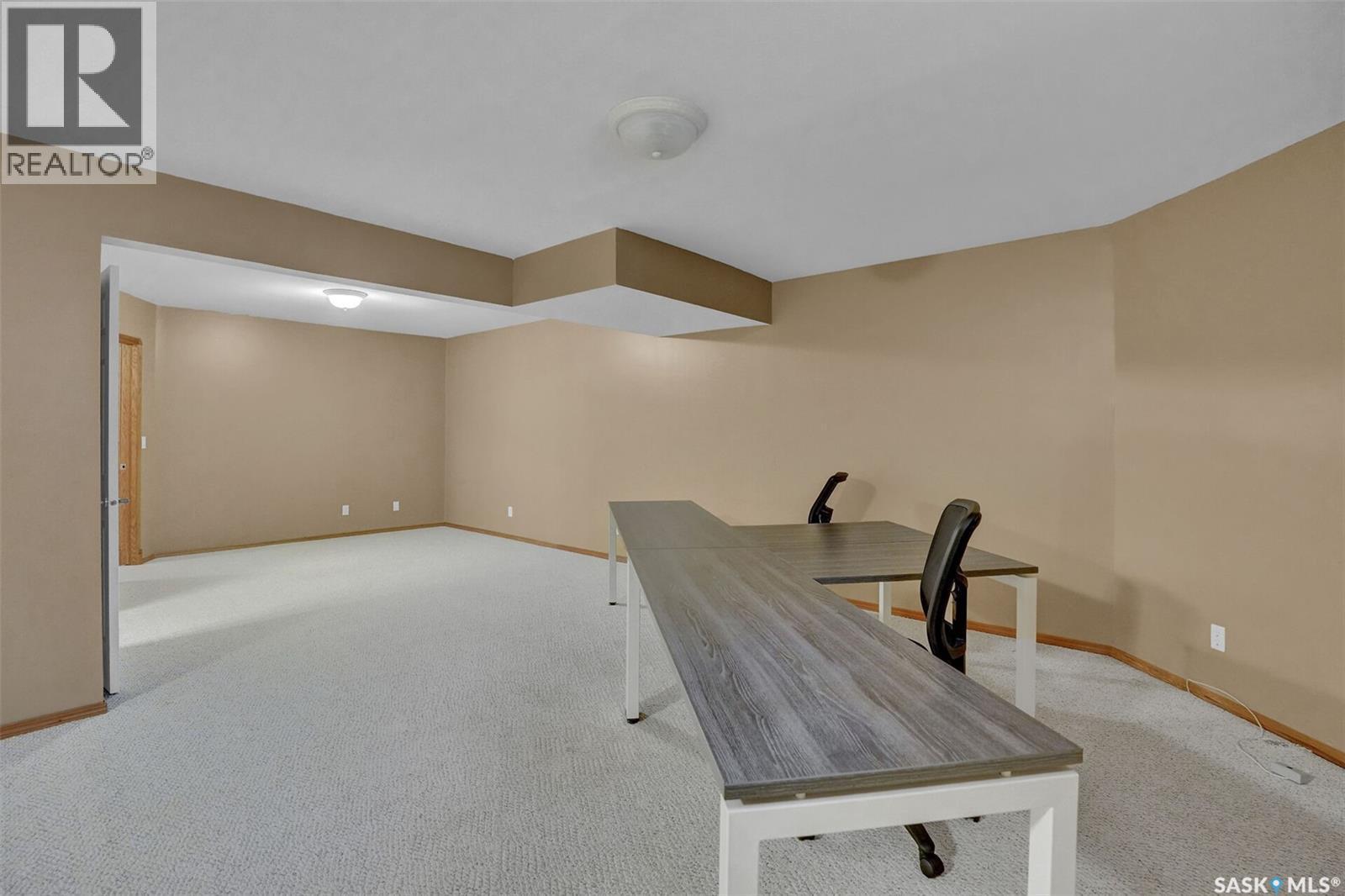 3210 Peyson Bay E, Regina, SK - Indoor