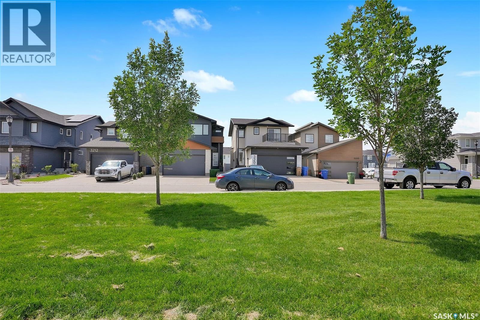 3204 Crosbie Crescent, Regina, SK - Outdoor