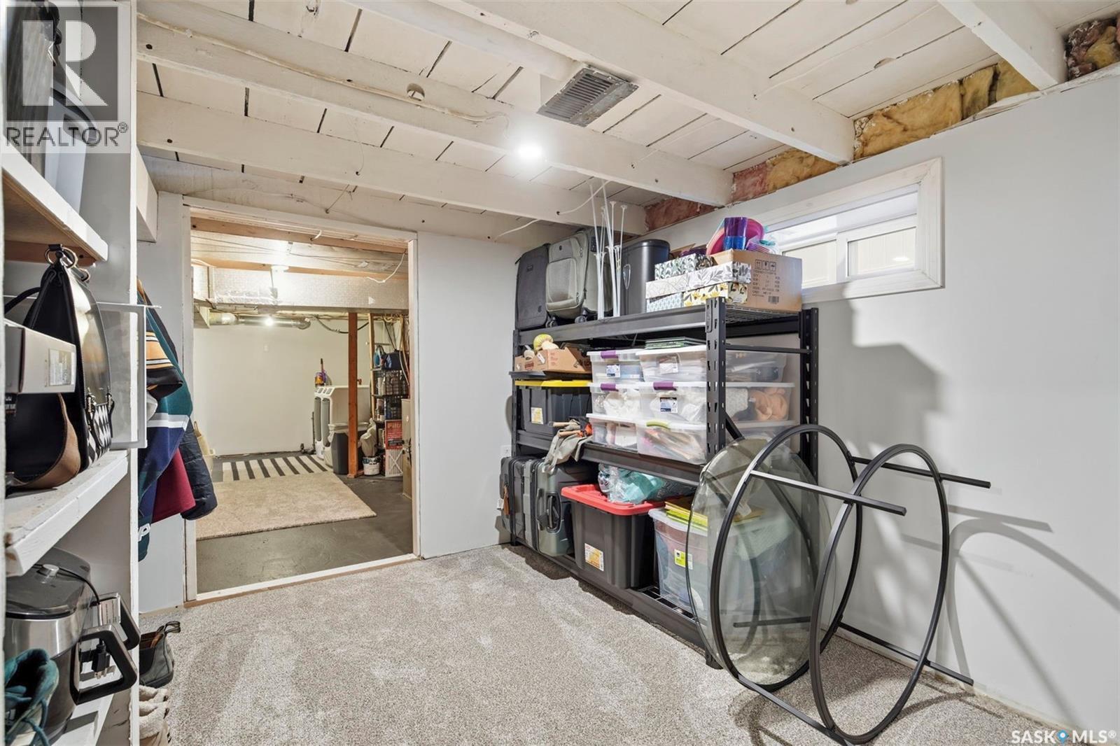 1909 William Avenue, Saskatoon, SK - Indoor