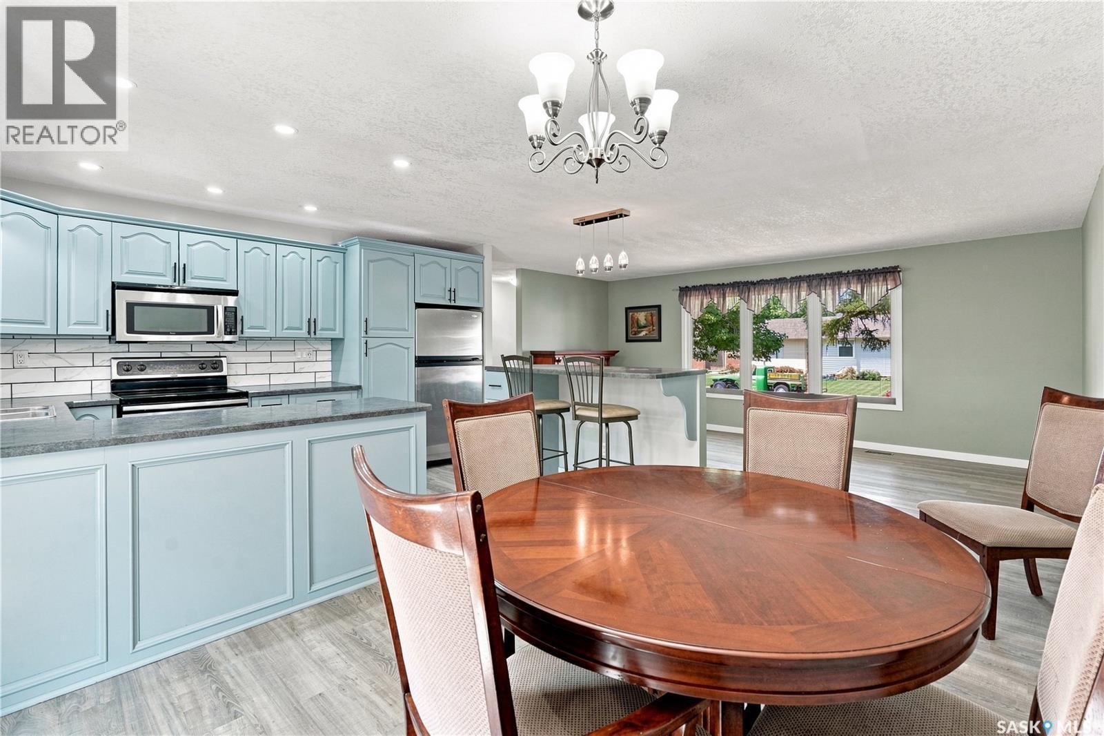 1227 Pascoe Drive E, Moose Jaw, SK - Indoor Photo Showing Other Room