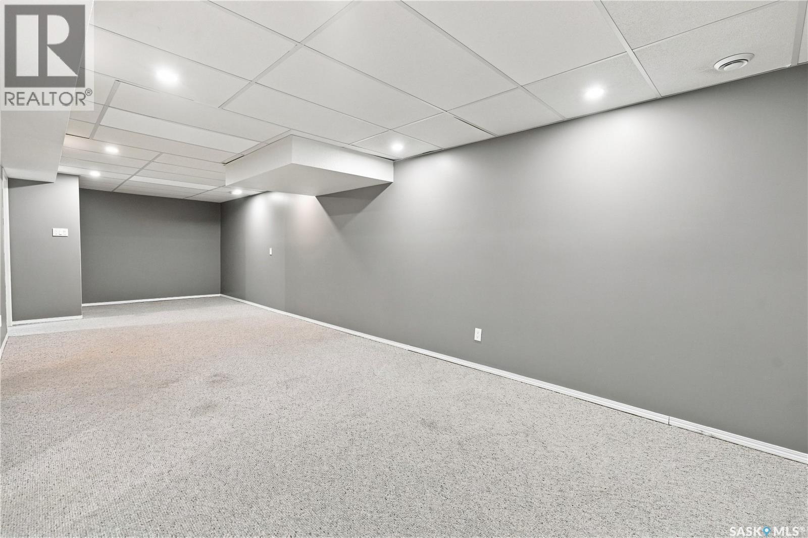 1227 Pascoe Drive E, Moose Jaw, SK - Indoor