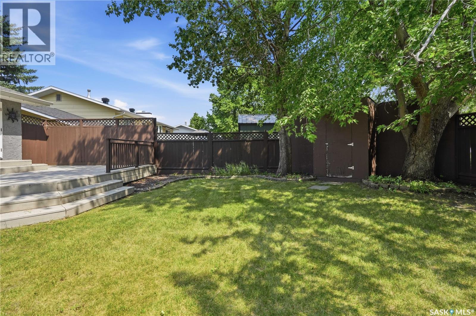 1227 Pascoe Drive E, Moose Jaw, SK - Outdoor