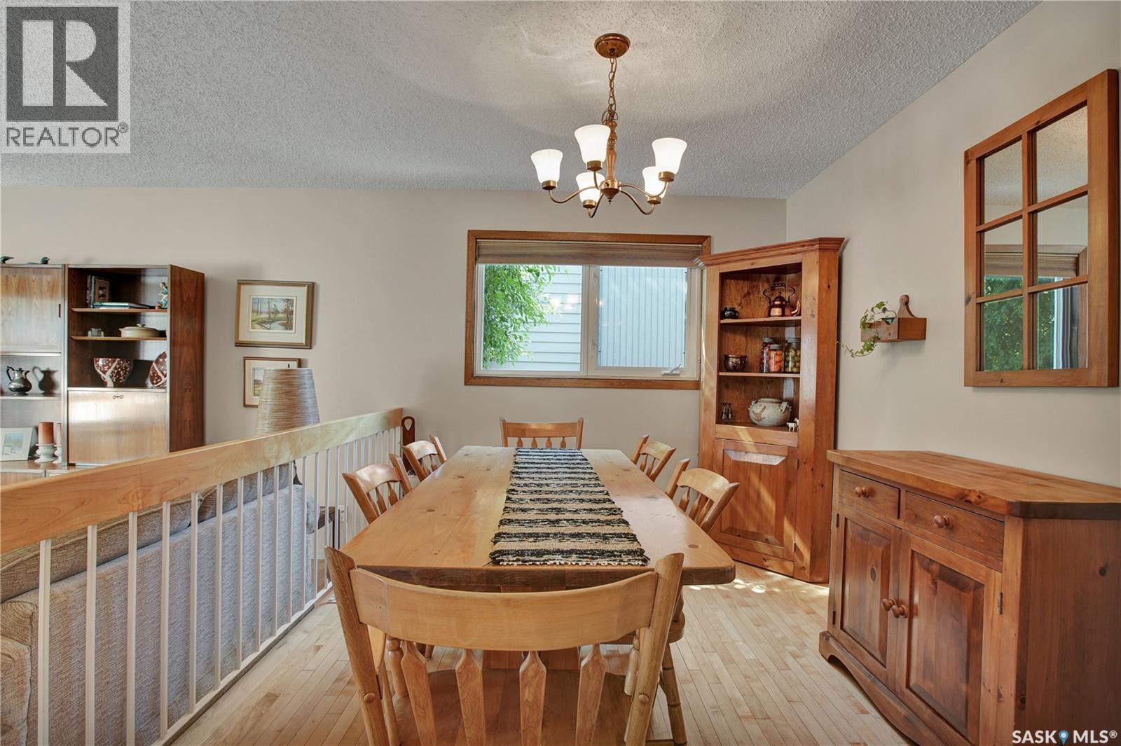 246 Perreault Crescent, Saskatoon, SK - Indoor Photo Showing Dining Room