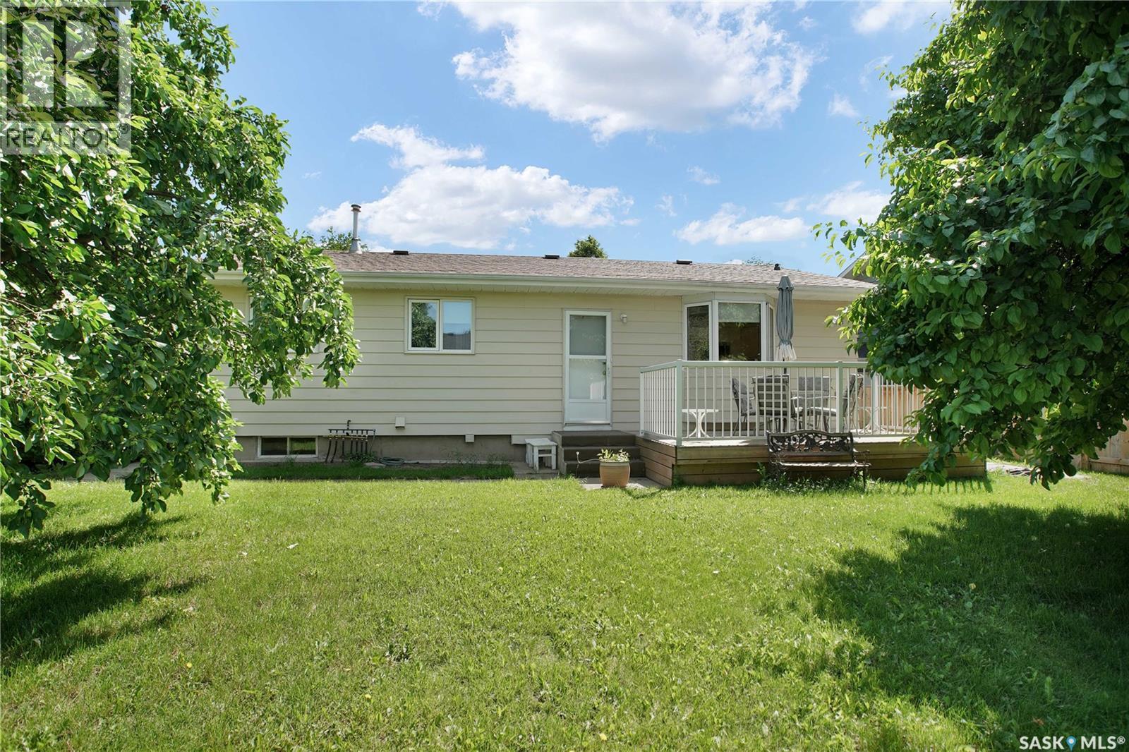 246 Perreault Crescent, Saskatoon, SK - Outdoor With Deck Patio Veranda