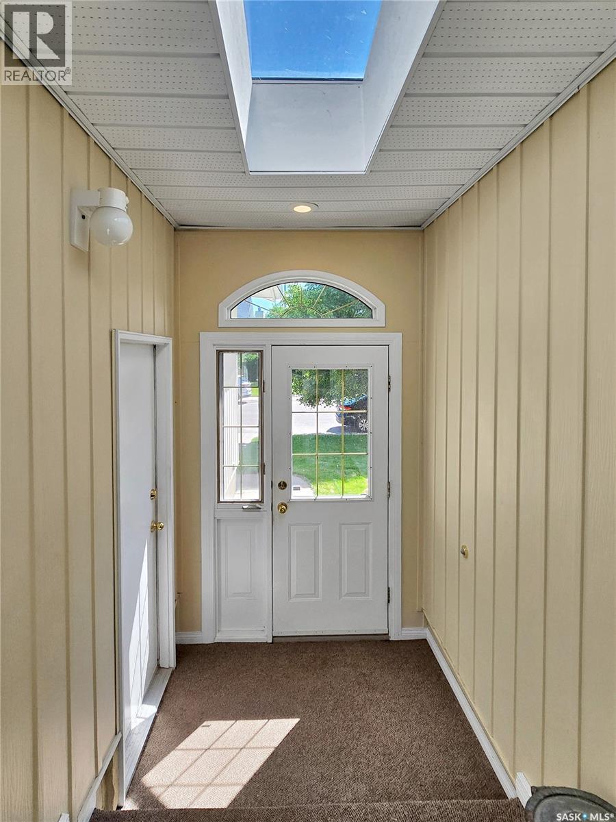 246 Perreault Crescent, Saskatoon, SK - Indoor Photo Showing Other Room