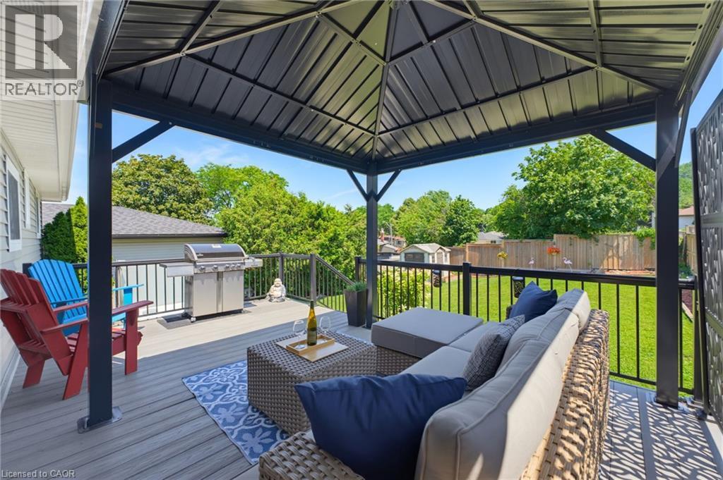 164 Hanover Place, Hamilton, ON - Outdoor With Deck Patio Veranda With Exterior