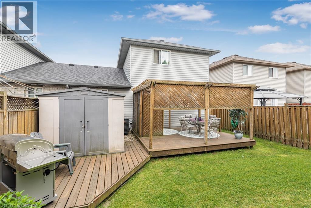 10 Richview Drive, Hamilton, ON - Outdoor With Deck Patio Veranda With Exterior