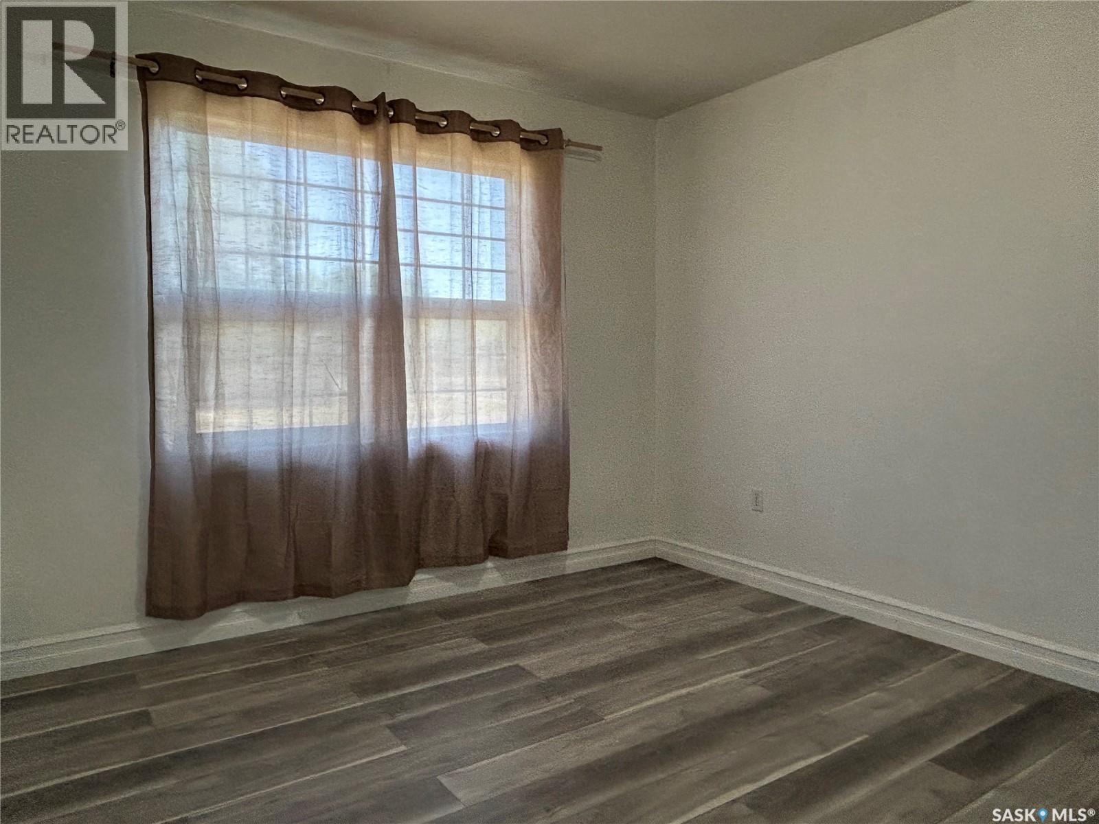 1706 2Nd Street, Estevan, SK - Indoor Photo Showing Other Room