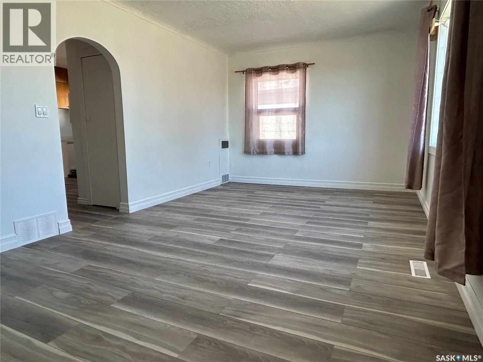1706 2Nd Street, Estevan, SK - Indoor Photo Showing Other Room