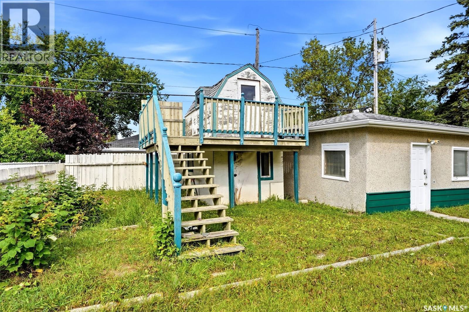 202 Mccannel Street, Regina, SK - Outdoor