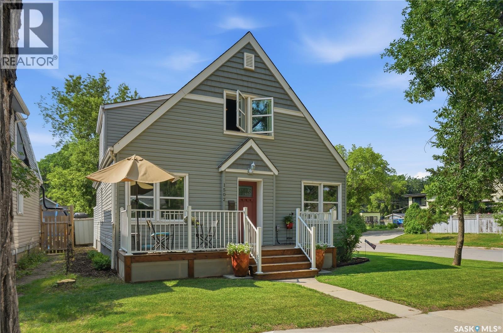 1502 Lorne Avenue, Saskatoon, SK - Outdoor