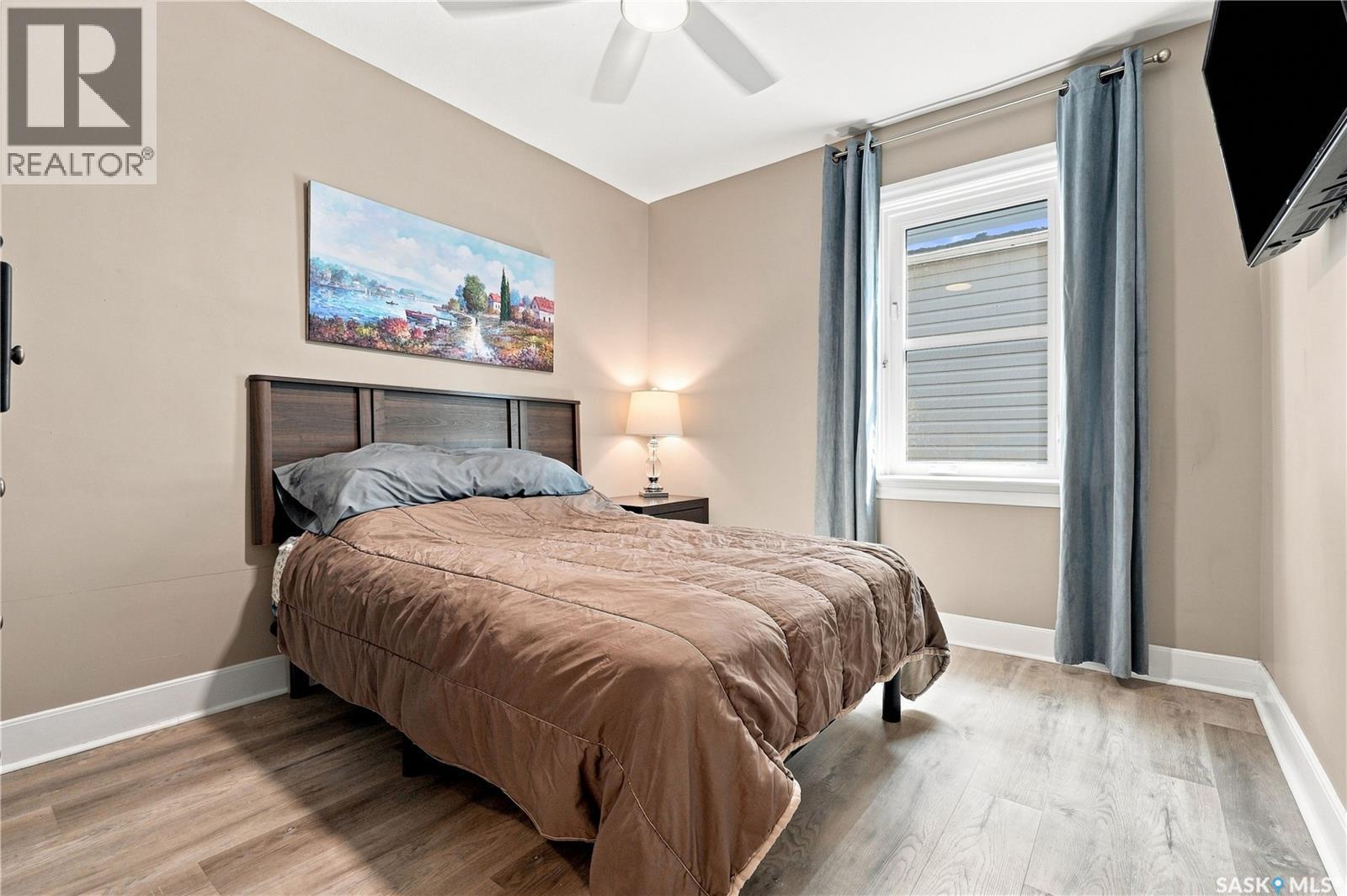 1502 Lorne Avenue, Saskatoon, SK - Indoor Photo Showing Bedroom