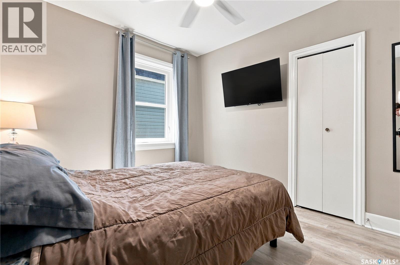 1502 Lorne Avenue, Saskatoon, SK - Indoor Photo Showing Bedroom