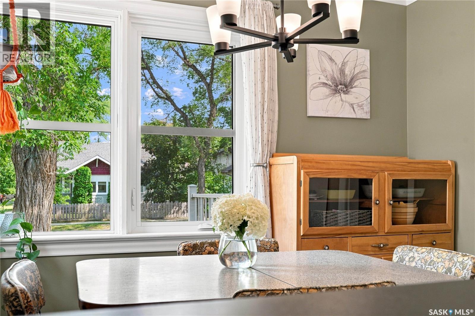 1502 Lorne Avenue, Saskatoon, SK - Indoor Photo Showing Other Room