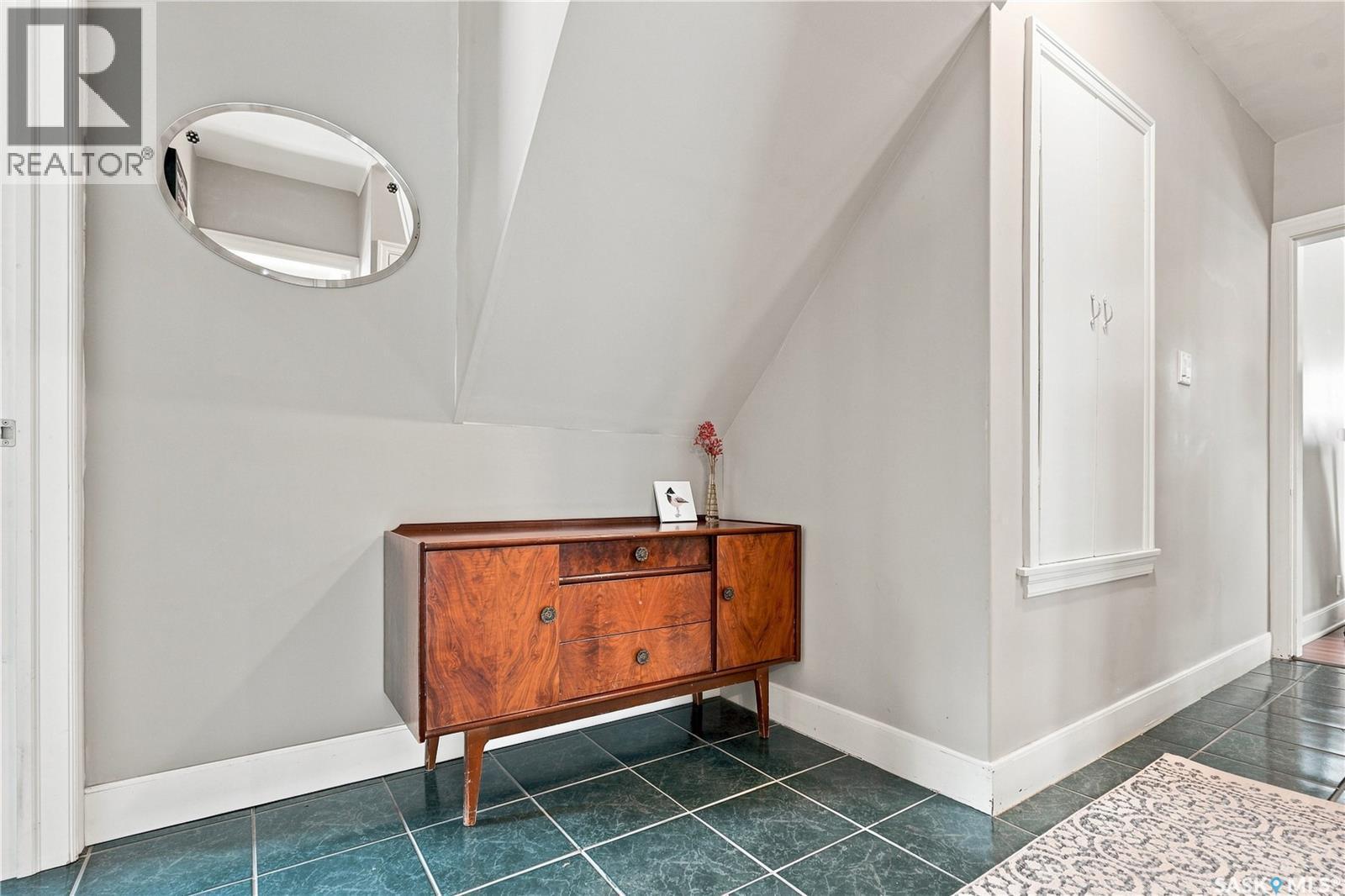 1502 Lorne Avenue, Saskatoon, SK - Indoor Photo Showing Other Room