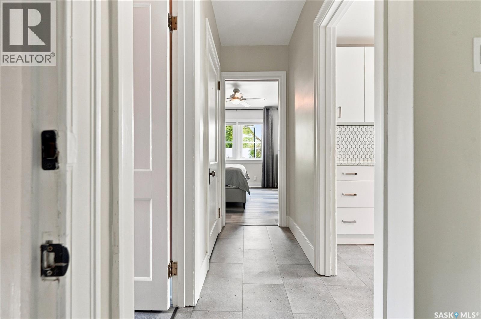 1502 Lorne Avenue, Saskatoon, SK - Indoor Photo Showing Other Room