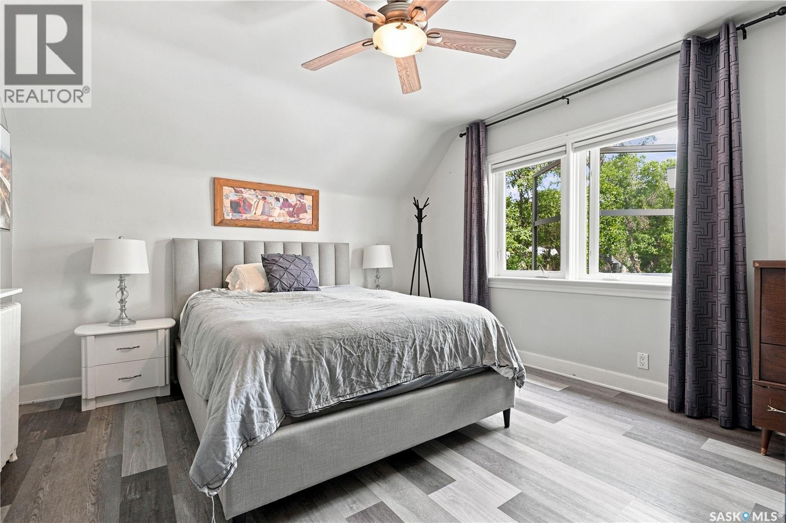1502 Lorne Avenue, Saskatoon, SK - Indoor Photo Showing Bedroom