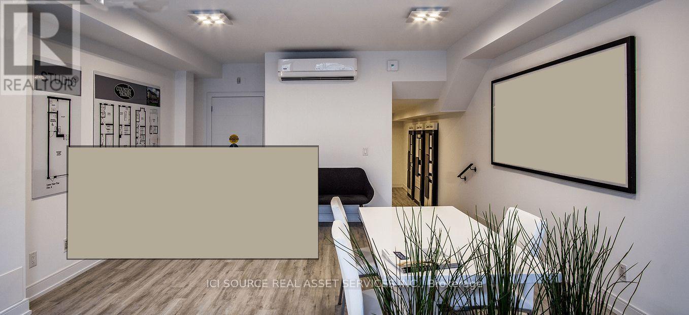 553 Lakeshore Road E, Mississauga, ON