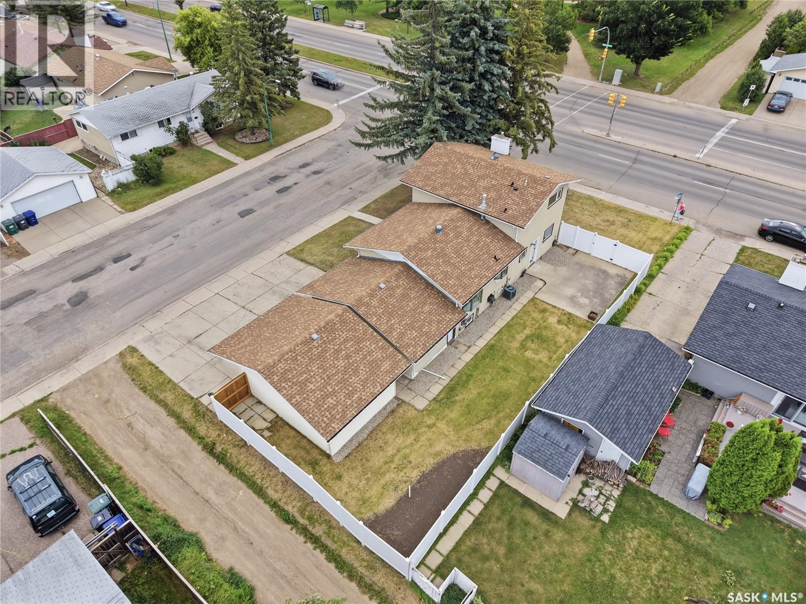 702 Mckercher Drive, Saskatoon, SK - Outdoor With View