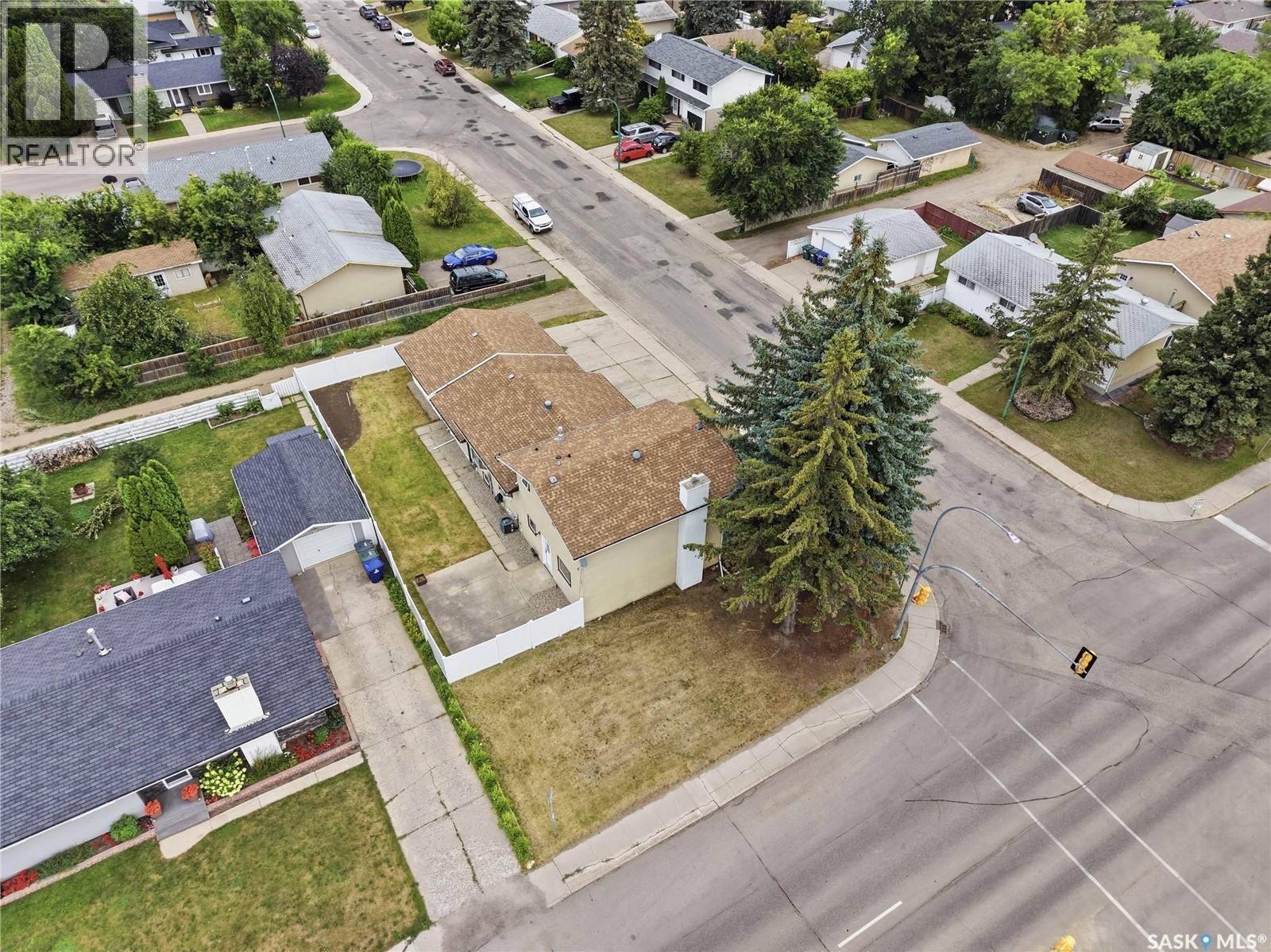 702 Mckercher Drive, Saskatoon, SK - Outdoor With View