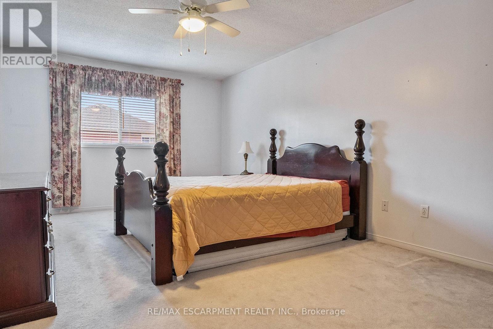16 Whiteface Crescent, Brampton, ON - Indoor Photo Showing Bedroom