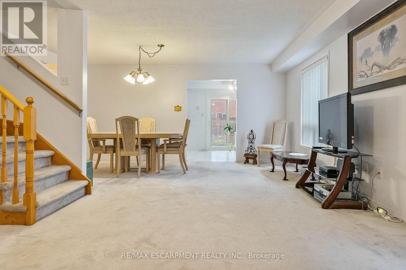 16 Whiteface Crescent, Brampton, ON - Indoor