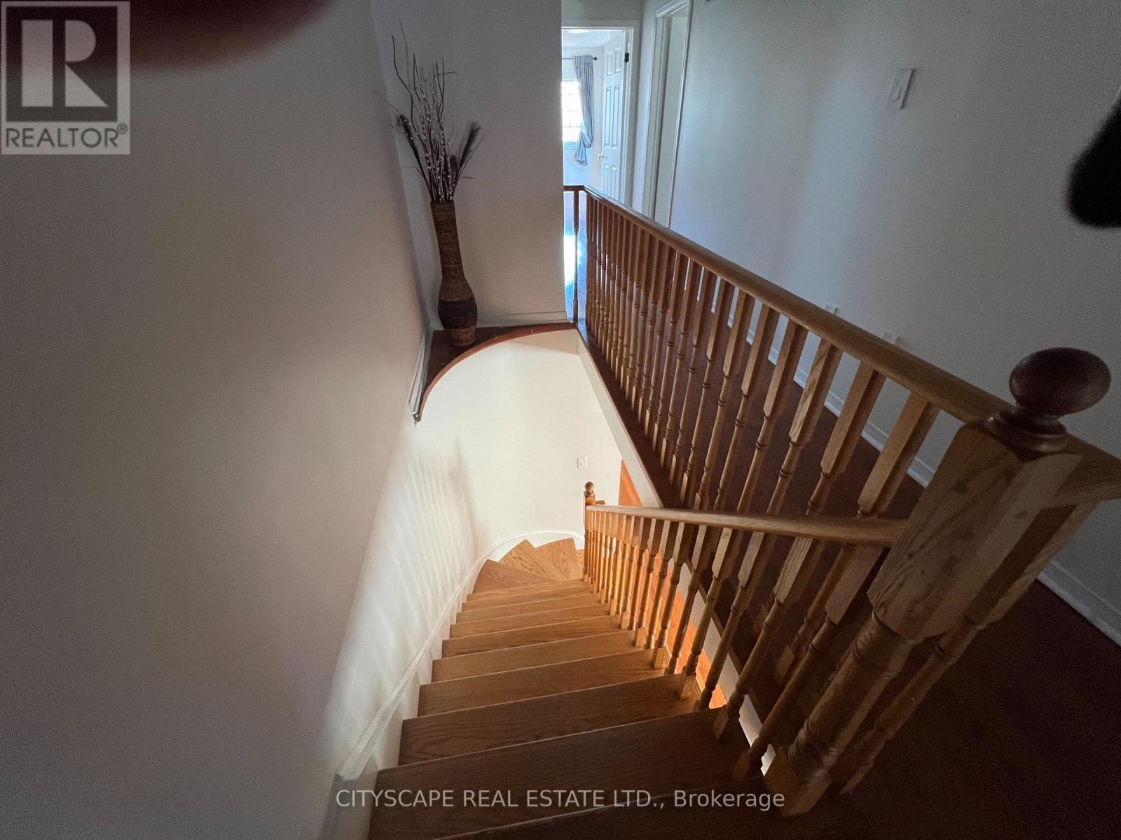 637 Dolly Bird Lane, Mississauga, ON - Indoor Photo Showing Other Room
