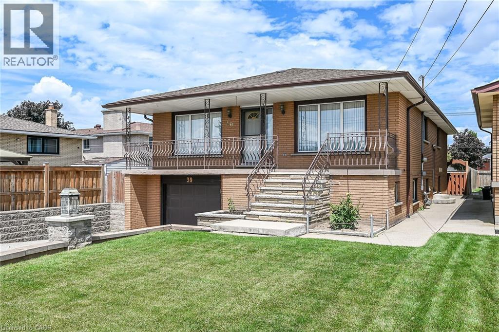 39 Algonquin Court, Hamilton, ON - Outdoor