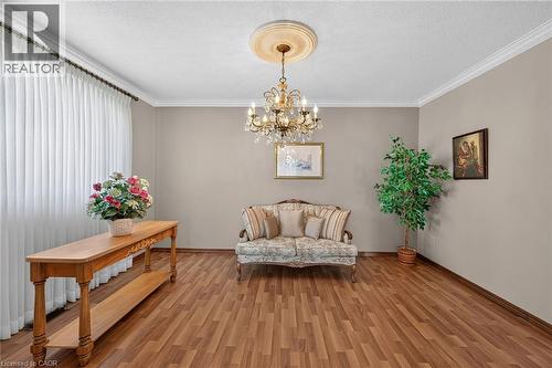 39 Algonquin Court, Hamilton, ON - Indoor Photo Showing Other Room
