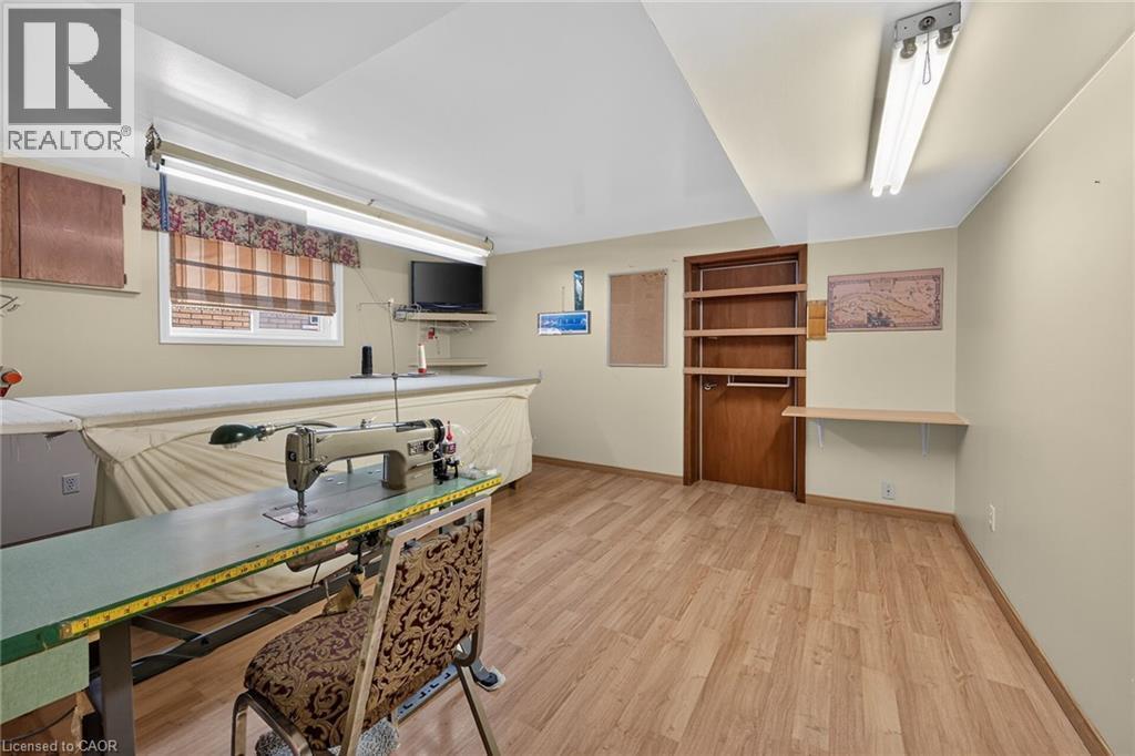 39 Algonquin Court, Hamilton, ON - Indoor
