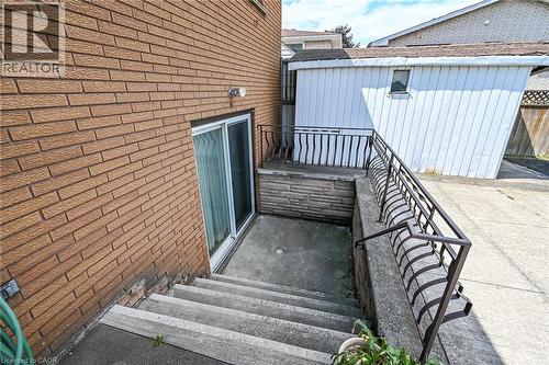 39 Algonquin Court, Hamilton, ON - Outdoor
