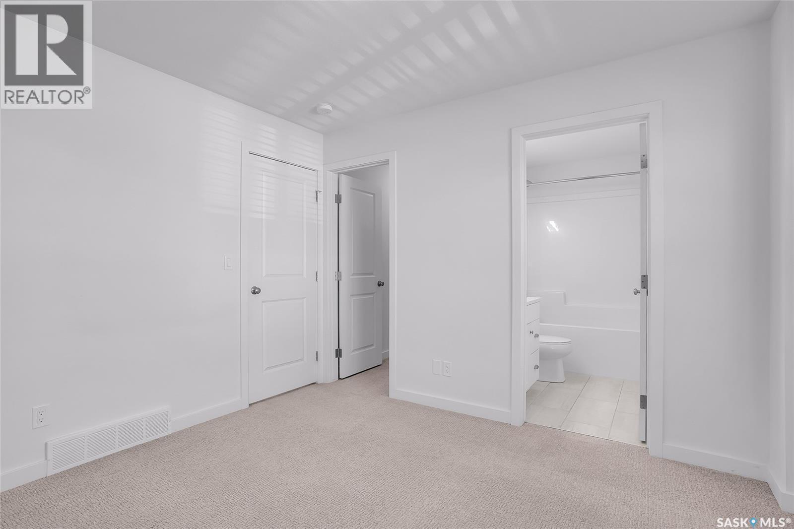 404 Underhill Road, Saskatoon, SK - Indoor Photo Showing Other Room