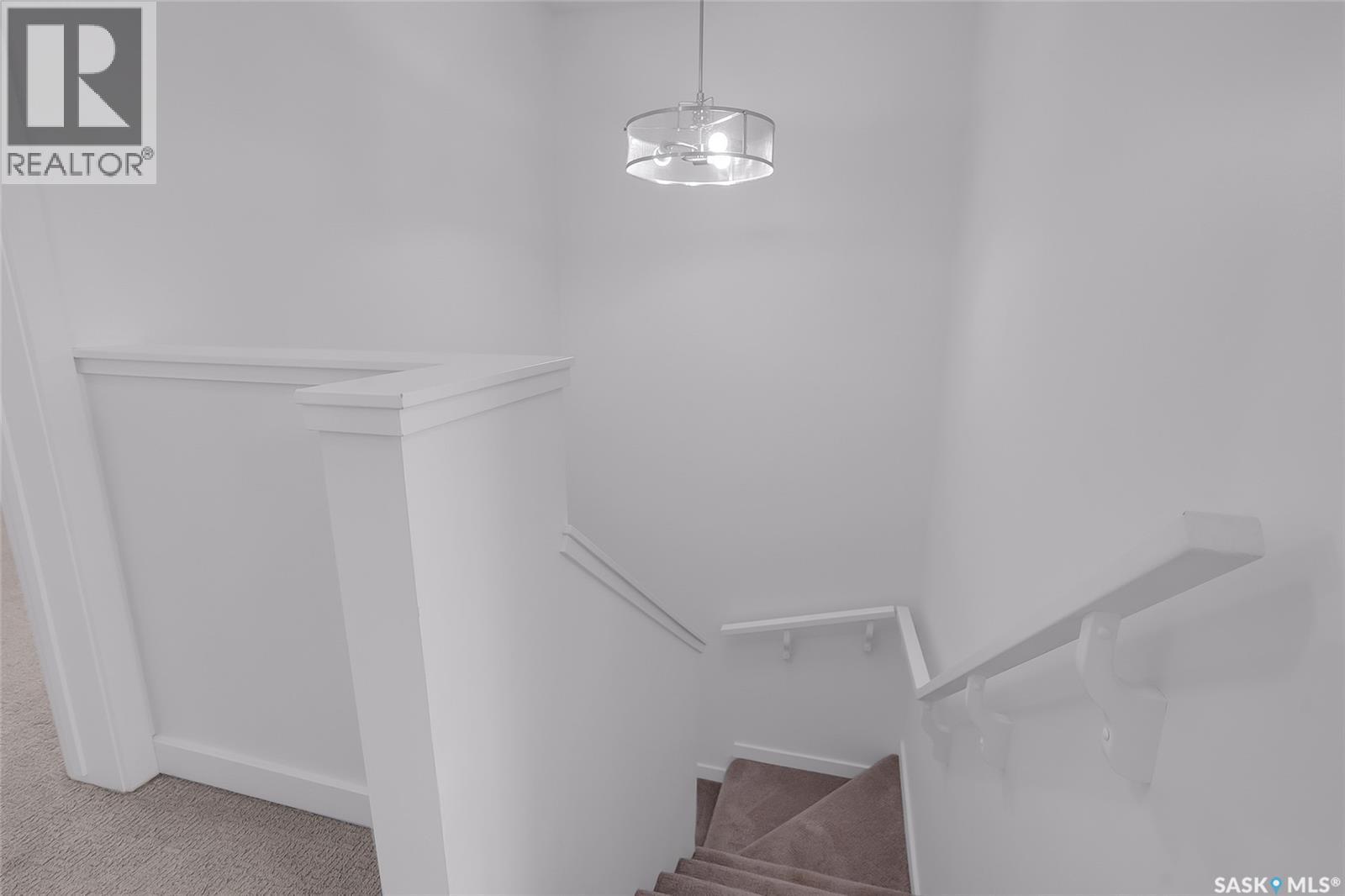404 Underhill Road, Saskatoon, SK - Indoor