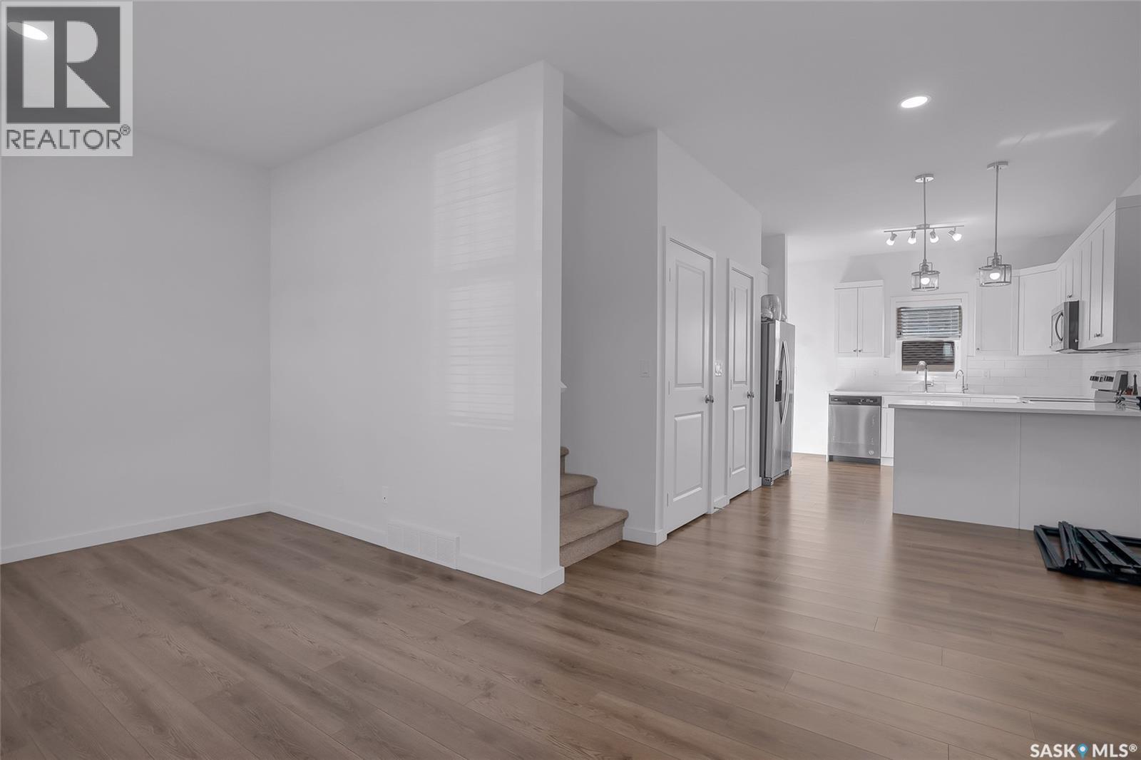 404 Underhill Road, Saskatoon, SK - Indoor Photo Showing Kitchen