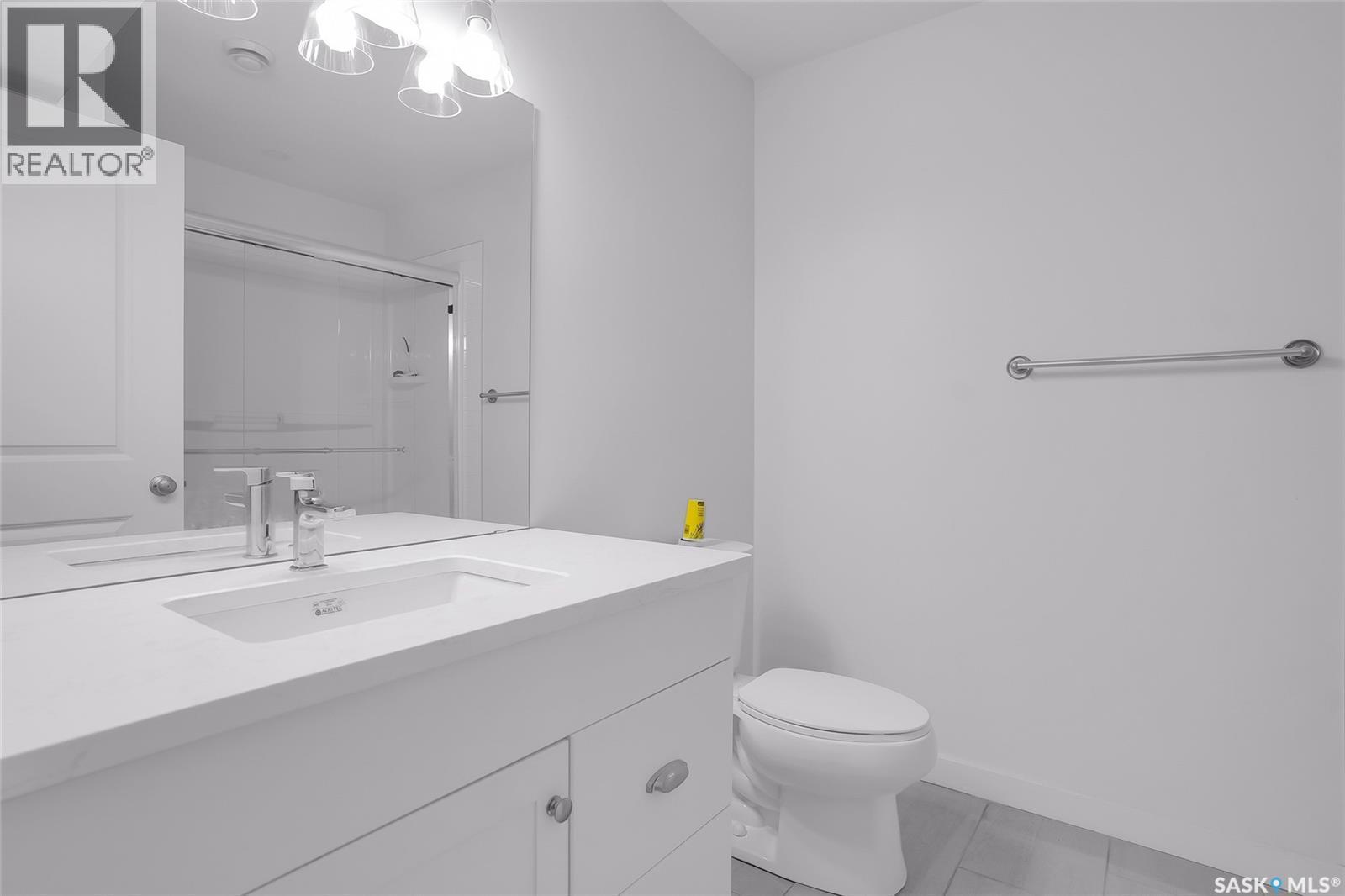 404 Underhill Road, Saskatoon, SK - Indoor Photo Showing Bathroom