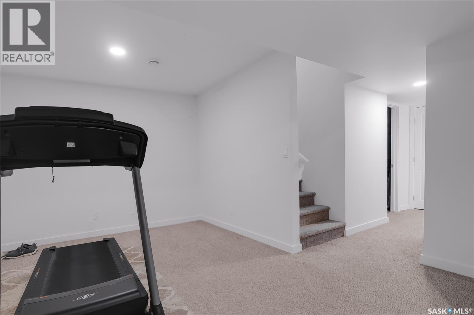 404 Underhill Road, Saskatoon, SK - Indoor Photo Showing Other Room