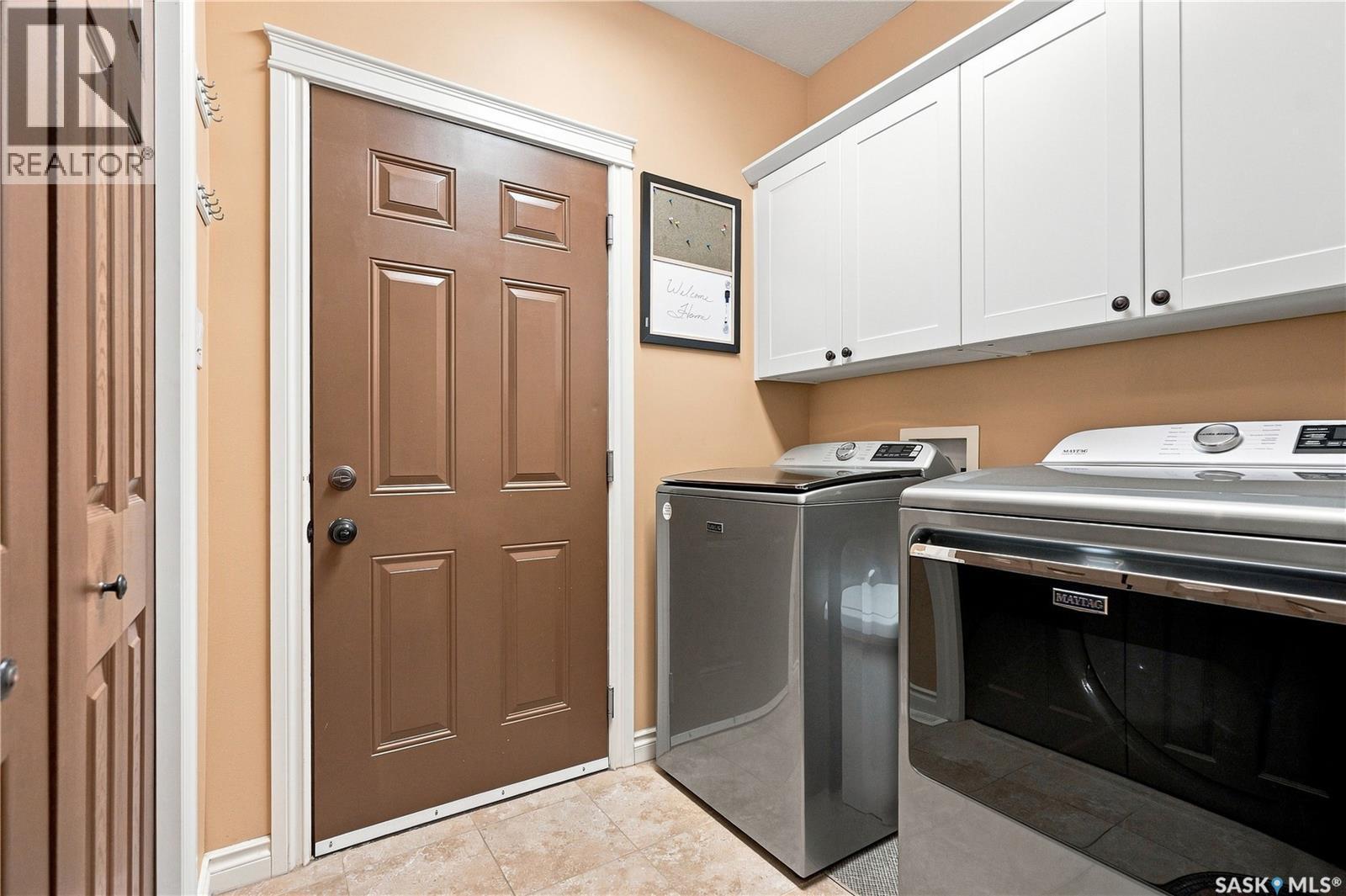 506 Antler Crescent, Warman, SK - Indoor Photo Showing Laundry Room