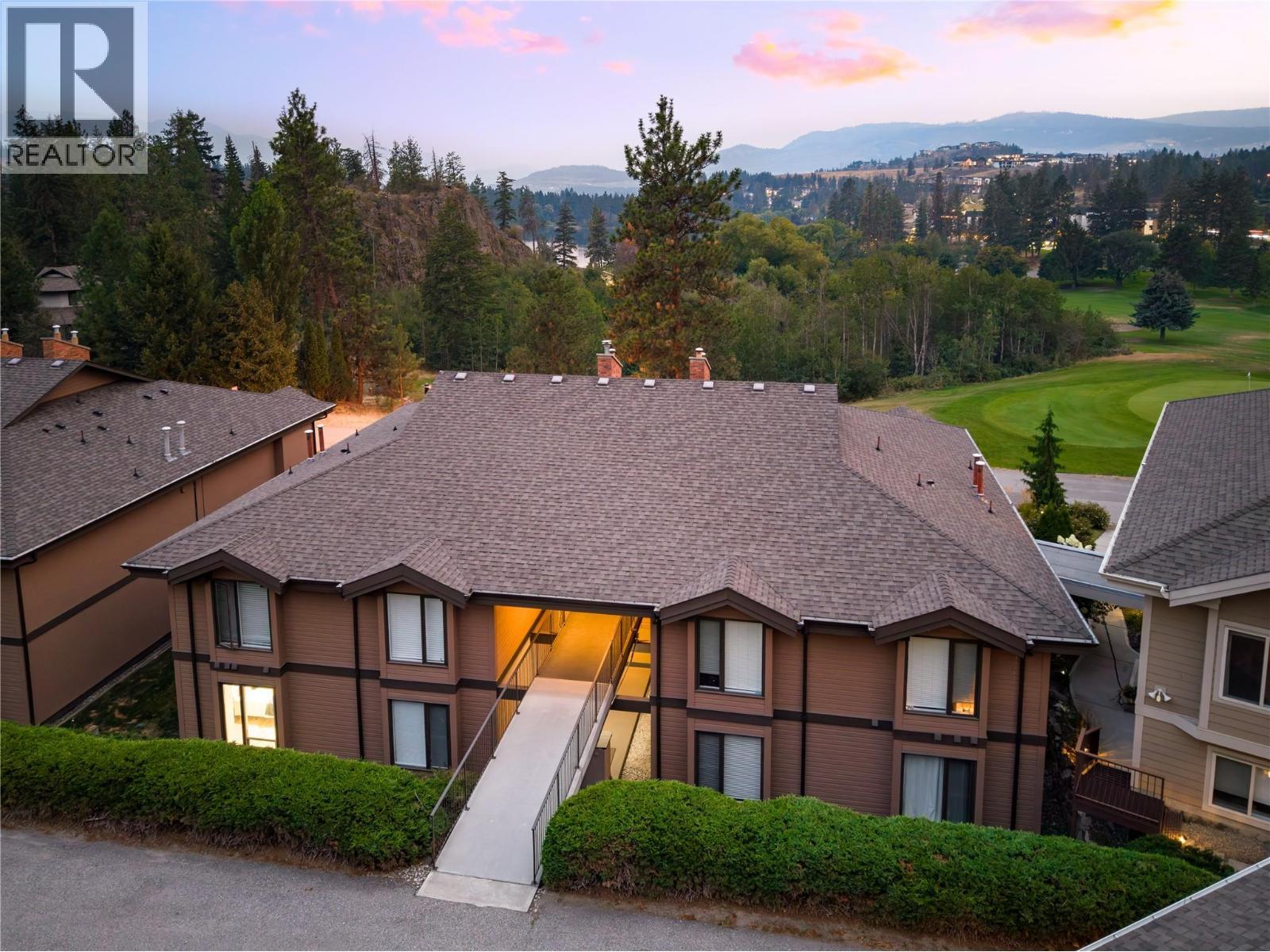 Exterior Twilight Photo - 2226 Golf Course Drive, West Kelowna, BC - Outdoor