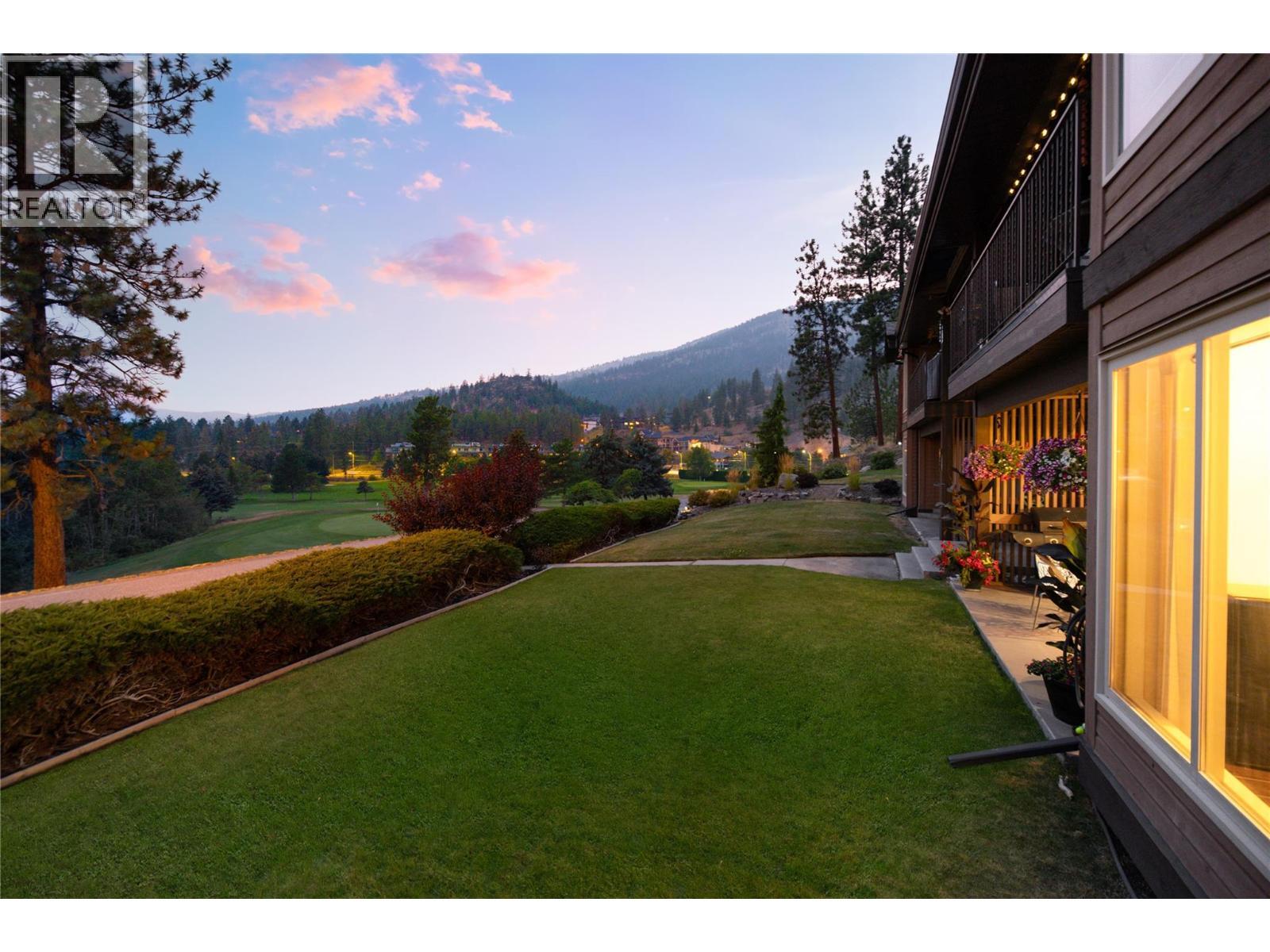 Exterior Twilight Photo - 2226 Golf Course Drive, West Kelowna, BC - Outdoor
