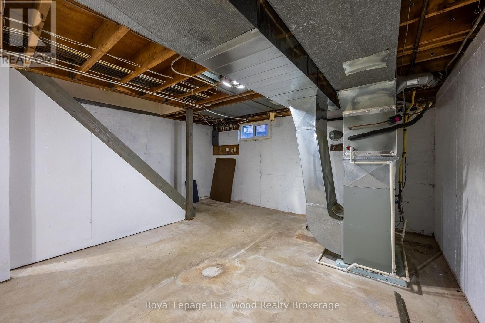 6 Highland Drive, Tillsonburg, ON - Indoor Photo Showing Basement